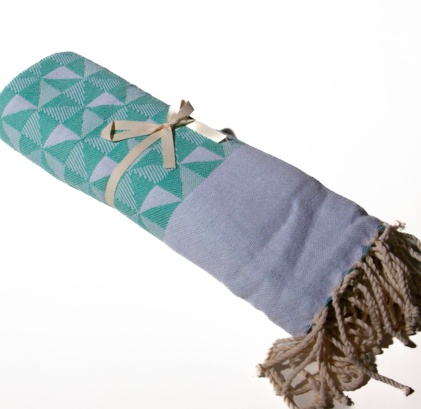 מגבת חוף לונג ז'אקרד משולשים עם פס לבן