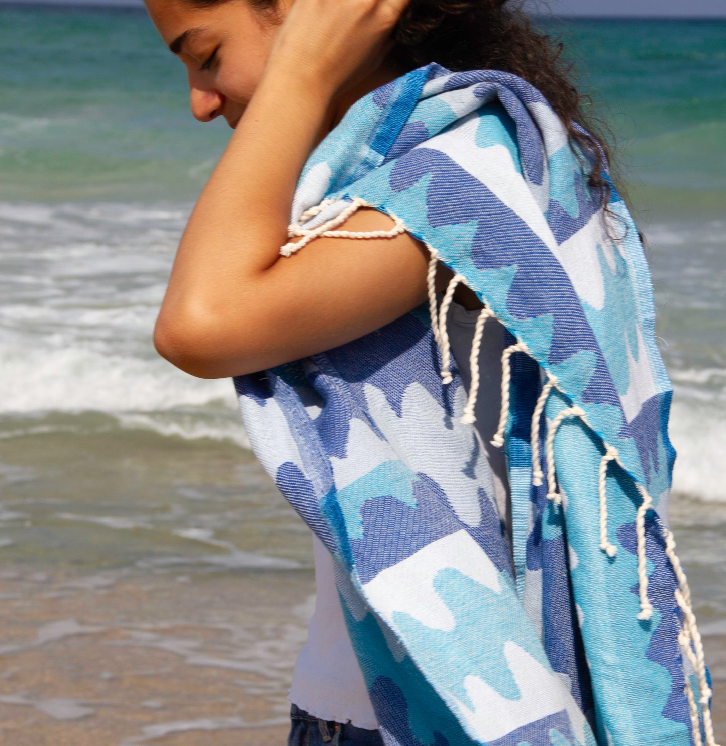 מגבת חוף לונג ז'אקרד גלים