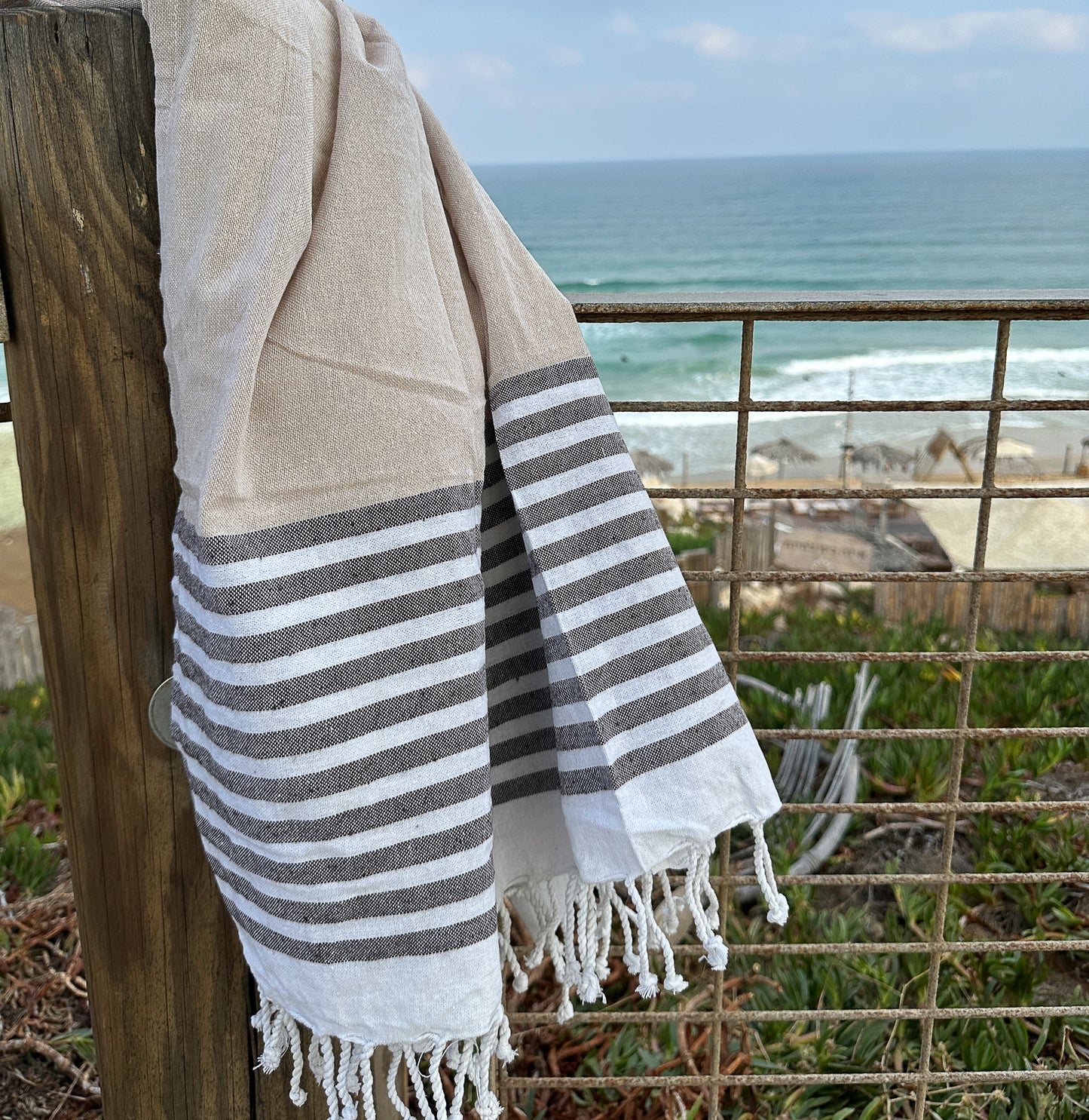 מגבת חוף כותנה ממוחזרת